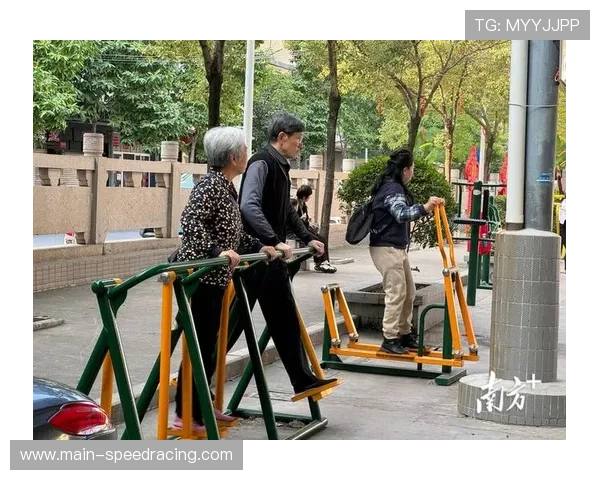 社区健身屏集成AI教练功能推动全民健身服务精准化 社区健身屏集成AI教练功能推动全民健身服务精准化