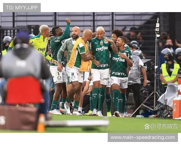 德甲第21轮全面打响：拜仁霸权动摇，多特黑马围剿凯恩冲纪录