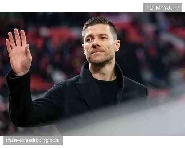 即时战报：勒沃库森4-2多特蒙德，阿隆索球队的边翼卫战术主导进球大战